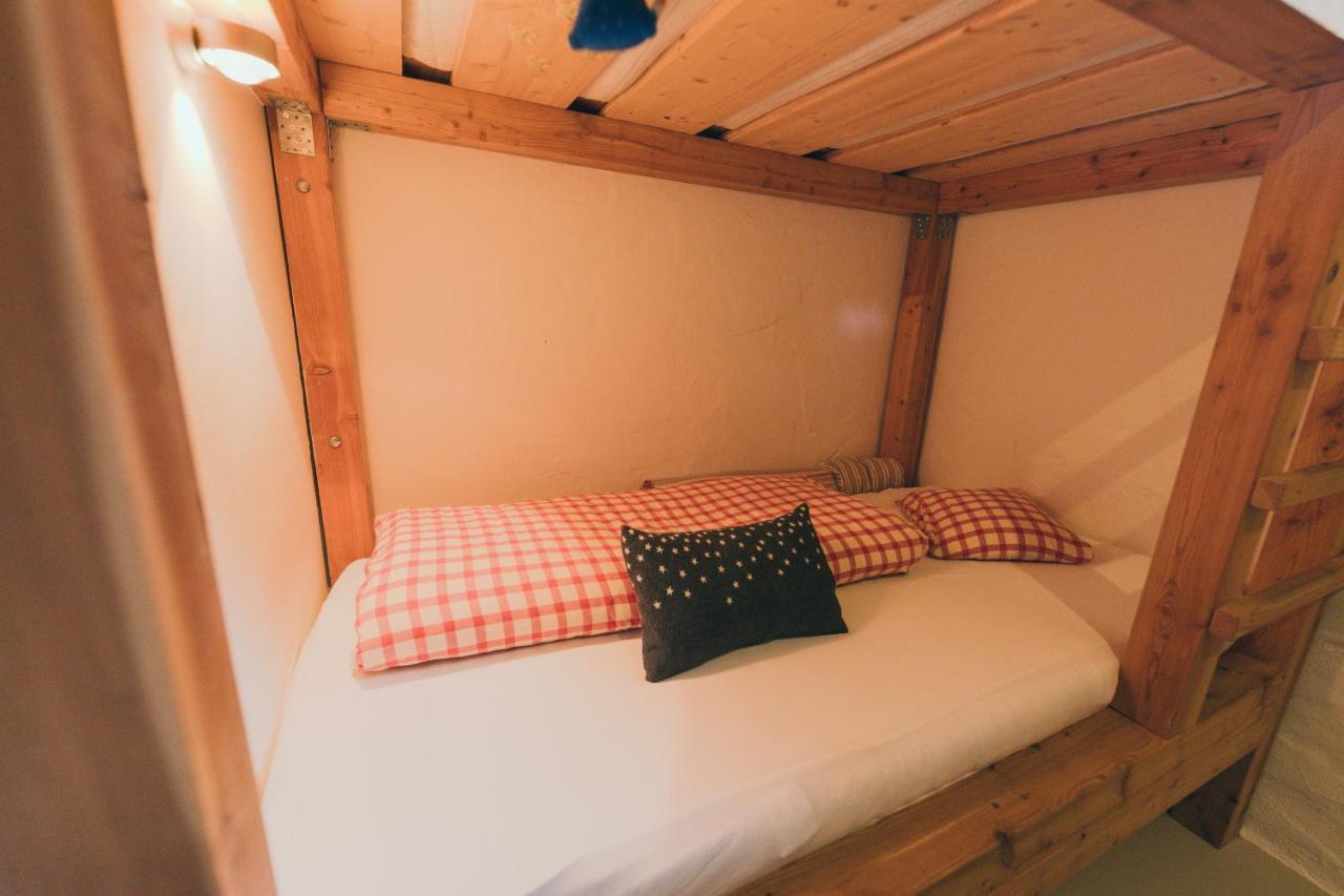 Alte Post Saas-Fee Apartment ภายนอก รูปภาพ